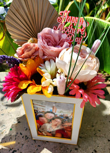 Mothers Day Frame Bouquet